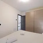 2 * נסו
